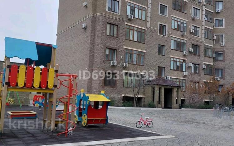 1-комнатная квартира · 50 м² · 7/8 этаж, мкр Нурсая, Габдиева 47А за 170 000 ₸ в Атырау — фото 2
