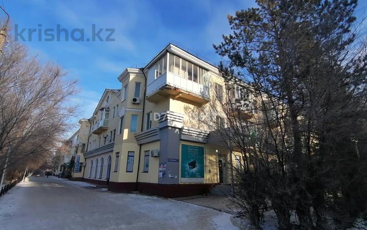 2-бөлмелі пәтер · 69.4 м² · 2/3 қабат, Старый город, Шернияза 62, бағасы: 21.4 млн ₸ в Актобе — фото 2