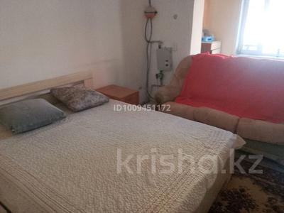 Отдельный дом · 2 комнаты · 60 м² · 1 сот., Международный переулок дом 1/4 1/4 — 35 квартал за 130 000 ₸ в Семее
