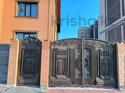 Продажа домов и дачи в Акмолинской обл.: Отдельный дом • 7 комнат • 320 м² • 6.5 сот., Ашимова 49 — Район 3 школы за 135 млн 〒 Отдельный дом • 7 комнат • 320 м² • 6.5 сот., Ашимова 49 — Район 3 школы за 135 млн 〒 в Кокшетау