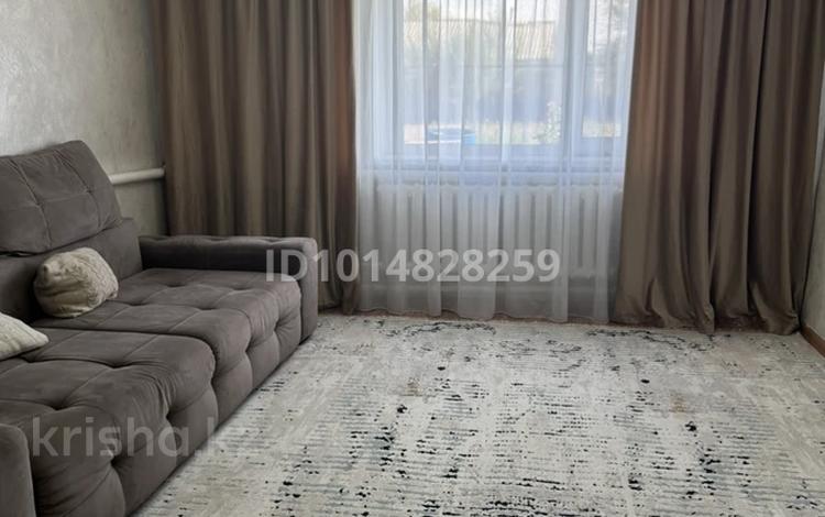 Часть дома · 3 комнаты · 70 м² · 10 сот., Енбекшилер 3 за 7.5 млн ₸ в Есиль — фото 2