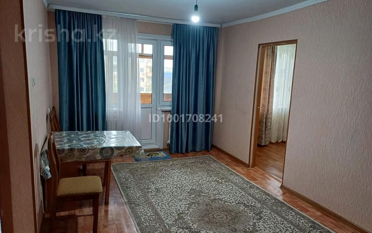2-бөлмелі пәтер · 45 м² · 4/5 қабат, Гарышкерлер 40 — Бульвар Гарышкерлер, бағасы: 150 000 ₸ в Жезказгане — фото 2