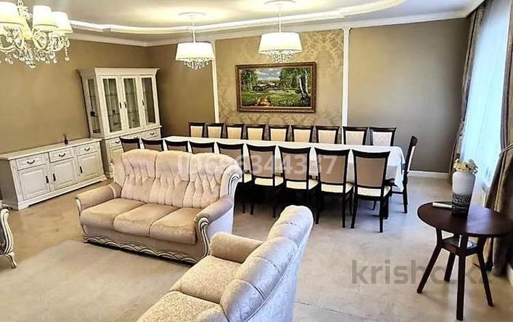3-комнатная квартира · 130 м² · 1/5 этаж, мкр 4, Пр. Абулхаир Хана 171 за 600 000 ₸ в Уральске — фото 2