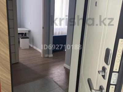 1-комнатная квартира, 40 м², 2/12 этаж помесячно, Чингиз Айтматов 77/4 за 150 000 〒 в Астане, Сарыарка р-н