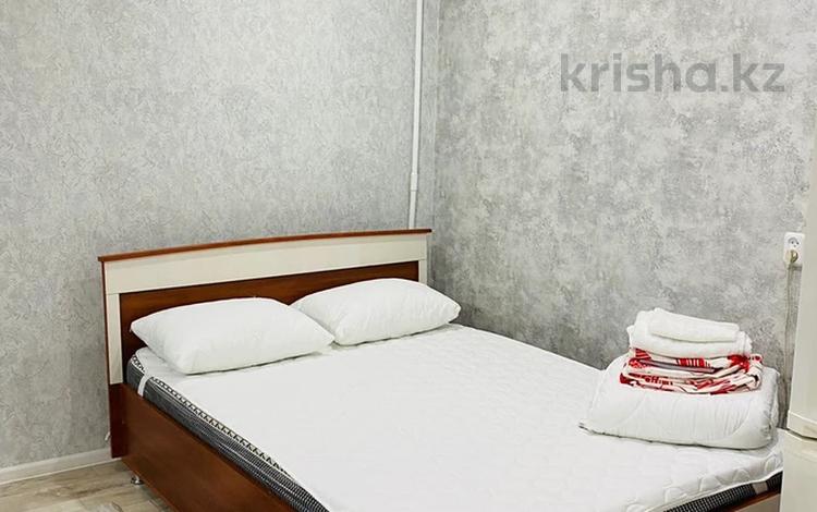1-комнатная квартира · 30 м² · 1/5 этаж, мкр Новый Город, Ержанова 34 за 130 000 ₸ в Караганде, Казыбек би р-н — фото 2