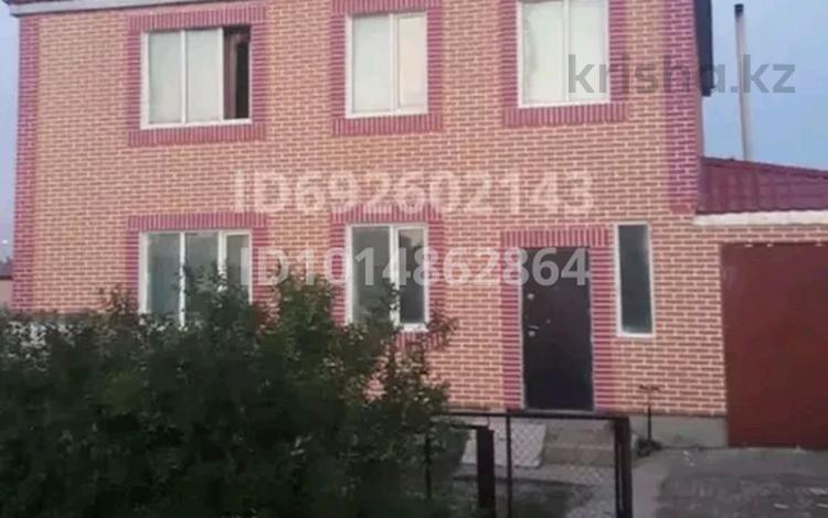 Жеке үй · 5 бөлме · 220 м² · 10 жүзд., Үркер, Мкр Үркер ул Шалкииз жырау 6, бағасы: 500 000 ₸ в Астане, Нура р-н — фото 2