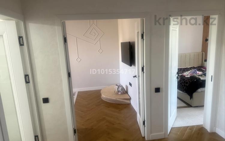 3-бөлмелі пәтер · 75 м² · 2/5 қабат, Мкр Сырдарья 7, бағасы: 32 млн ₸ в  — фото 3