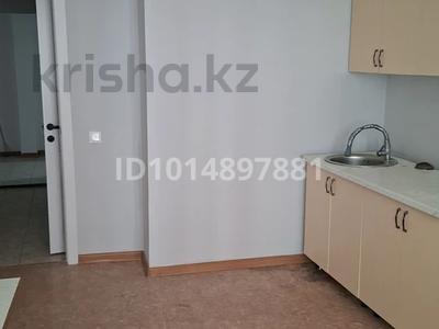 1-комнатная квартира · 54 м² · 5/12 этаж, Мукан Тулебаев 5 — новый дворец школьников за 23 млн ₸ в Астане, Алматы р-н