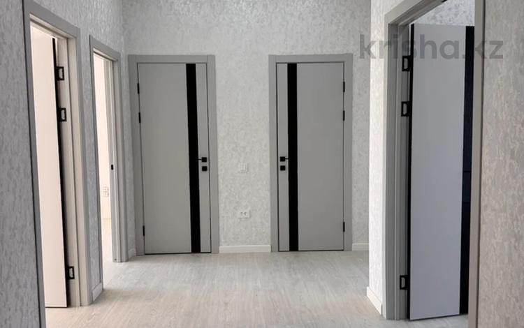 3-комнатная квартира · 97 м² · 2/4 этаж, мкр Старый Аэропорт, Евразийская 125 за 30.5 млн ₸ в Уральске — фото 2