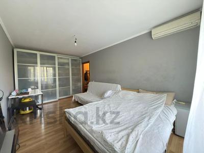 2-бөлмелі пәтер · 43 м² · 4/5 қабат, Абдуллиных, бағасы: 38.5 млн ₸ в Алматы, Медеуский р-н