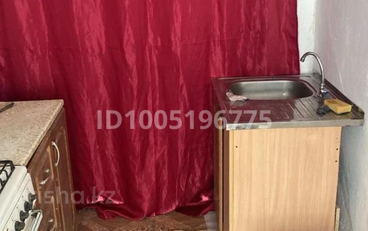 Отдельный дом · 1 комната · 35 м² · 4 сот., Улица Актобе 240 за 50 000 〒 в Уральске — фото 2