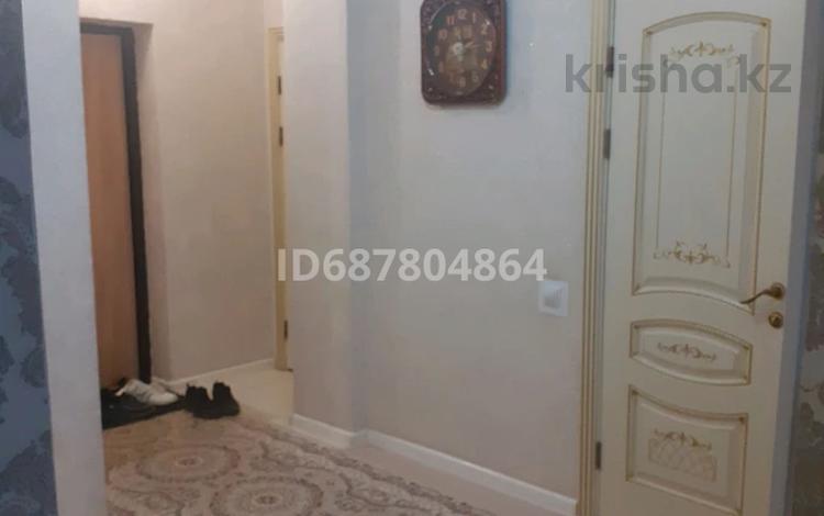 3-комнатная квартира · 104.2 м² · 5/5 этаж, мкр. Алтын орда, Мкр. Батыс-2 18г/1 — Школа Билим1 за 37.5 млн ₸ в Актобе — фото 2