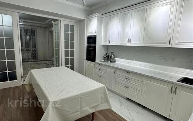 4-бөлмелі пәтер · 140 м² · 6/13 қабат, Торайгырова — Мустафина, бағасы: 125 млн ₸ в Алматы, Бостандыкский р-н — фото 21