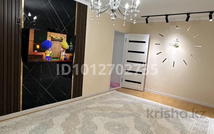 3-бөлмелі пәтер · 56.7 м² · 4/5 қабат, мкр Центральный, проспект азаттык 68 б 35, бағасы: 16 млн ₸ в Атырау — фото 2