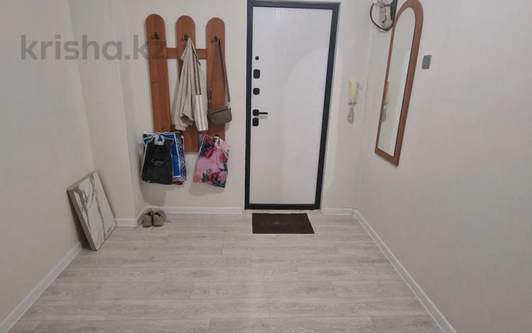 2-комнатная квартира · 54 м² · 4/5 этаж, 101 Стрелковой бригады 13 — Рынок Алтай за 150 000 ₸ в Актобе — фото 12