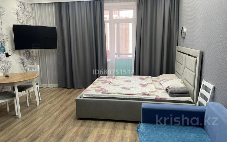 1-комнатная квартира · 33 м² · 10/13 этаж, Тауелсиздик 34/9 за 15 000 ₸ в Астане, Алматы р-н — фото 8