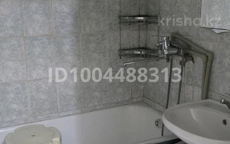 1-бөлмелі пәтер · 35 м² · 1/5 қабат, 408 квартал 14, бағасы: 150 000 ₸ в Семее — фото 2