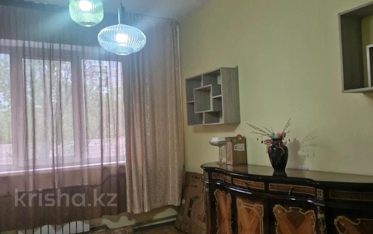 2-комнатная квартира · 62.5 м² · 2/5 этаж, мкр Аксай-5 7 за 36.5 млн ₸ в Алматы, Ауэзовский р-н — фото 3