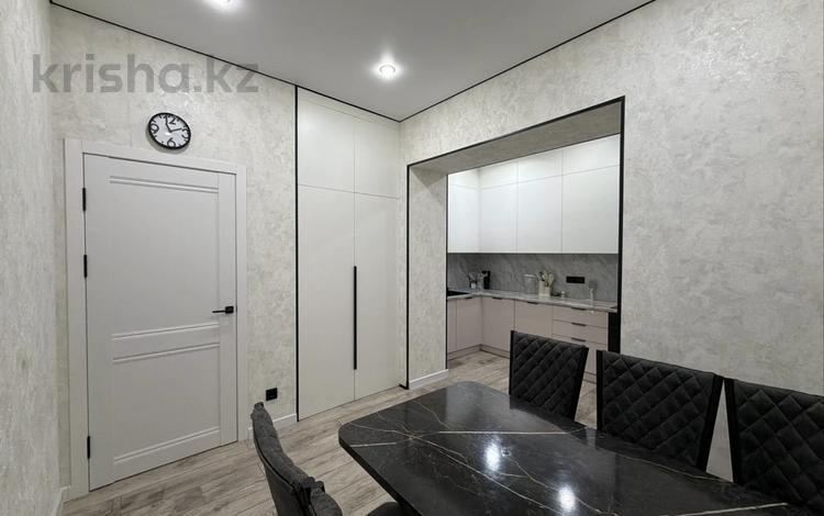 2-комнатная квартира · 60 м² · 9/10 этаж, Байкена Ашимова 21 А за 35 млн ₸ в Караганде, Казыбек би р-н — фото 2