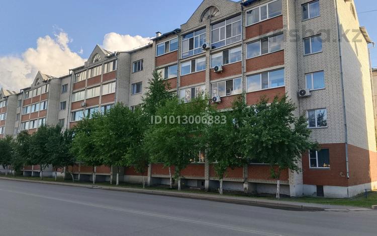 3-бөлмелі пәтер · 90 м² · 4/5 қабат, Чайковского 13а — Токсан би, бағасы: 45 млн ₸ в Петропавловске — фото 2