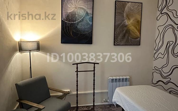 Сұлулық салондары, кабинеттер және жұмыс орындары · 15 м², бағасы: 200 000 ₸ в Астане, Есильский р-н — фото 2