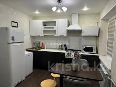 3-комнатная квартира · 66 м² · 4/4 этаж, 1-й мкр 27 за 160 000 〒 в Актау