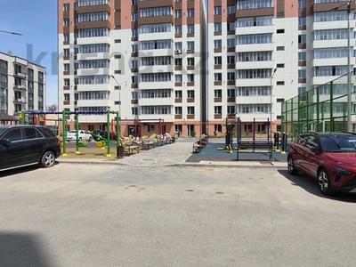 3-бөлмелі пәтер · 81 м² · 9/9 қабат, Мкр. Асар-2 156/1, бағасы: 22.5 млн ₸ в Шымкенте, Каратауский р-н