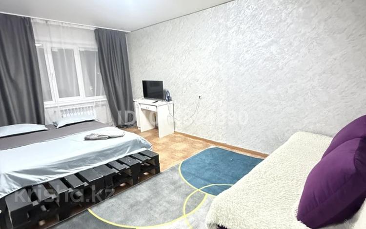 1-комнатная квартира · 36 м² · 5/5 этаж, Михаэлиса 15а за 2 500 ₸ в Усть-Каменогорске, Ульбинский — фото 5