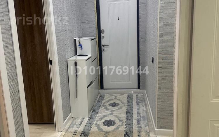 3-комнатная квартира · 72 м² · 4/5 этаж, 27-й мкр 19 за 20 млн ₸ в Актау — фото 2