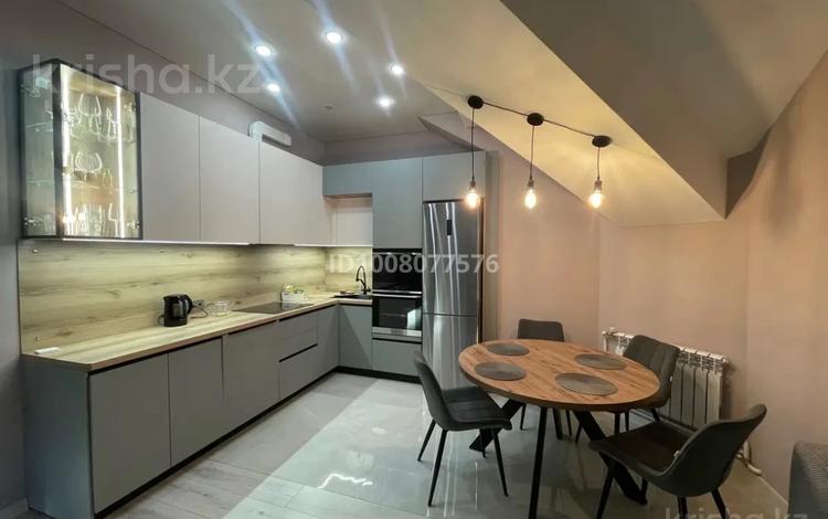3-комнатная квартира · 80 м² · 5/5 этаж, Дружбы народов 2/4 за 32 млн ₸ в Усть-Каменогорске — фото 2