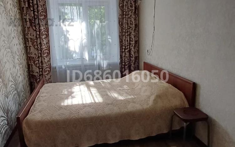2-комнатная квартира · 45 м² · 1/5 этаж, 50 лет Октября — Ленина за 11 000 ₸ в Рудном — фото 10