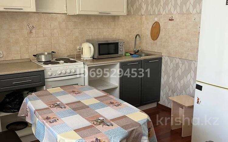 2-бөлмелі пәтер, 75 м², 3/12 қабат, Бауыржан Момышулы 16, бағасы: 26.5 млн 〒 в Астане, Алматы р-н — фото 2