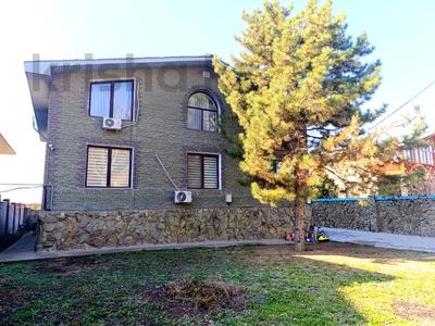 Жеке үй · 7 бөлме · 400 м² · 8 сот., Арайлы 43, бағасы: 280 млн 〒 в Алматы, Бостандыкский р-н