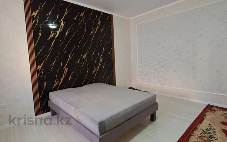 2-бөлмелі пәтер · 65 м² · 3 қабат, 20-ш/а. 21, бағасы: 150 000 ₸ в Актау, 20-й мкр — фото 2