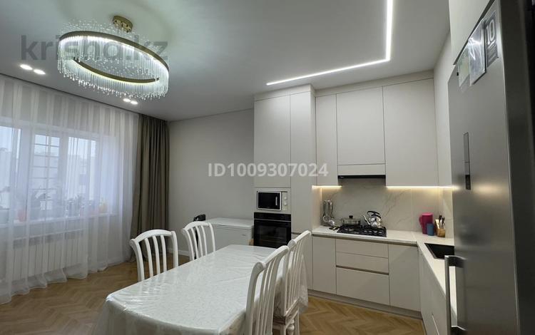 2-комнатная квартира · 54 м² · 3/9 этаж, мкр. Алтын орда, Алтын Орда — Ресторан 1001 ночь за 27 млн 〒 в Актобе — фото 2