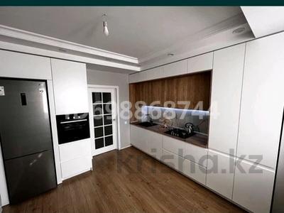 4-бөлмелі пәтер · 110 м² · 4/5 қабат, Алтын орда ш/а. 10Л/1, бағасы: 52 млн ₸ в Актобе, мкр. Алтын орда