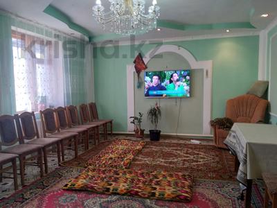 Отдельный дом • 3 комнаты • 111.9 м² • 3 сот., Аманжолова 63 за 30 млн 〒 в Уральске