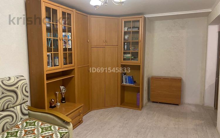 1-бөлмелі пәтер, 30.7 м², 4/5 қабат, Мухамеджанова 30 — Рядом Меркурий, бағасы: 10 млн 〒 в Балхаше — фото 2