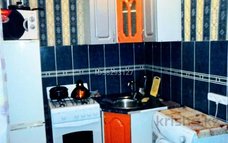 1-комнатная квартира · 50 м² · 2/9 этаж, проспект Нурсултана Назарбаева 207 — проспект Евразия за 10 000 ₸ в Уральске — фото 2