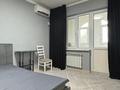 1-комнатная квартира · 35 м² · 4/5 этаж, мкр Мамыр-1 за 240 000 ₸ в Алматы, Ауэзовский р-н — фото 2