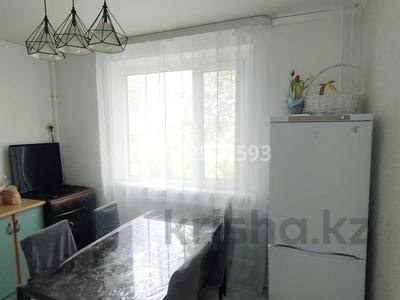 2-бөлмелі пәтер · 49 м² · 3/5 қабат, 10 мкр 11, бағасы: 17.5 млн ₸ в Аксае