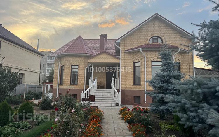 Отдельный дом · 9 комнат · 570 м² · 12 сот., 1я Челябинская 26 за ~ 150 млн 〒 в Костанае — фото 2
