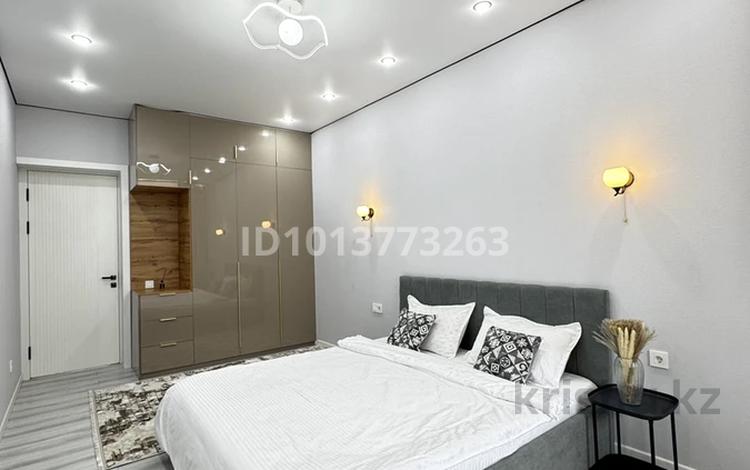 3-комнатная квартира · 85 м² · 13 этаж, Абая 160 за 40 000 ₸ в Алматы, Бостандыкский р-н — фото 2