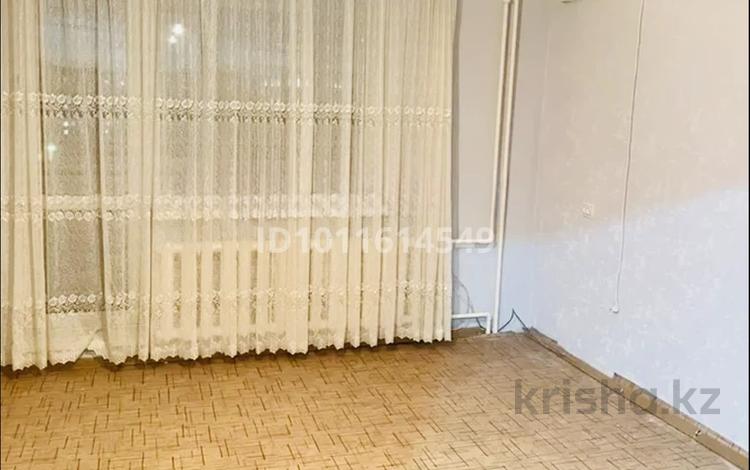 1-комнатная квартира · 42 м² · 7/10 этаж, мкр Юго-Восток, мкр Степной 4 9 за 14.8 млн ₸ в Караганде, Казыбек би р-н — фото 2