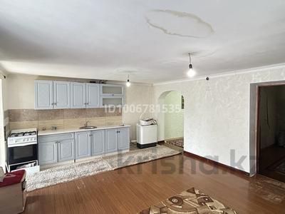 Часть дома · 3 комнаты · 60 м², мкр Шанхай, Чернышевского 134-2 за 80 000 〒 в Актобе