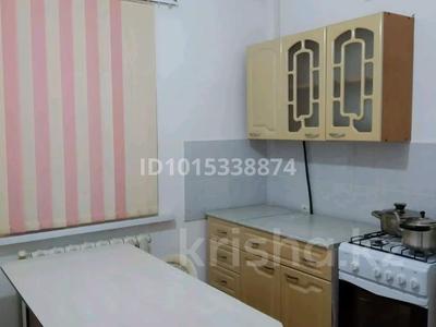 2-комнатная квартира · 60 м² · 1/5 этаж, Мкр. Арай Дом 74 за 130 000 ₸ в 