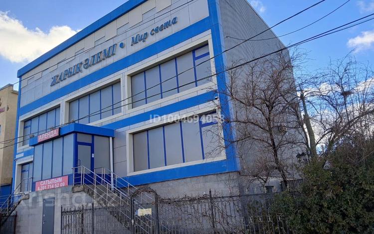 Свободное назначение, офисы, магазины и бутики, склады, общепит, салоны красоты, медцентры и аптеки, образование, развлечения · 817 м² за 130 млн 〒 в Атырау — фото 3
