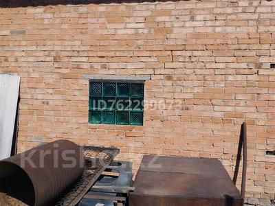 Отдельный дом · 1 комната · 15.6 м² · 10 сот., Гражданская 86 — Сельмаг за 5 млн 〒 в Усть-Каменогорске