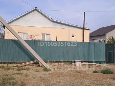 Жеке үй · 2 бөлме · 87 м² · 10 сот., мкр Жулдыз-2, Караш Калиева 66, бағасы: 19.5 млн ₸ в Атырау