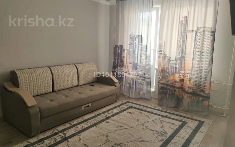 1-комнатная квартира · 35 м² · 5/9 этаж, 5-й мкр. 27 за 120 000 ₸ в Аксае — фото 2